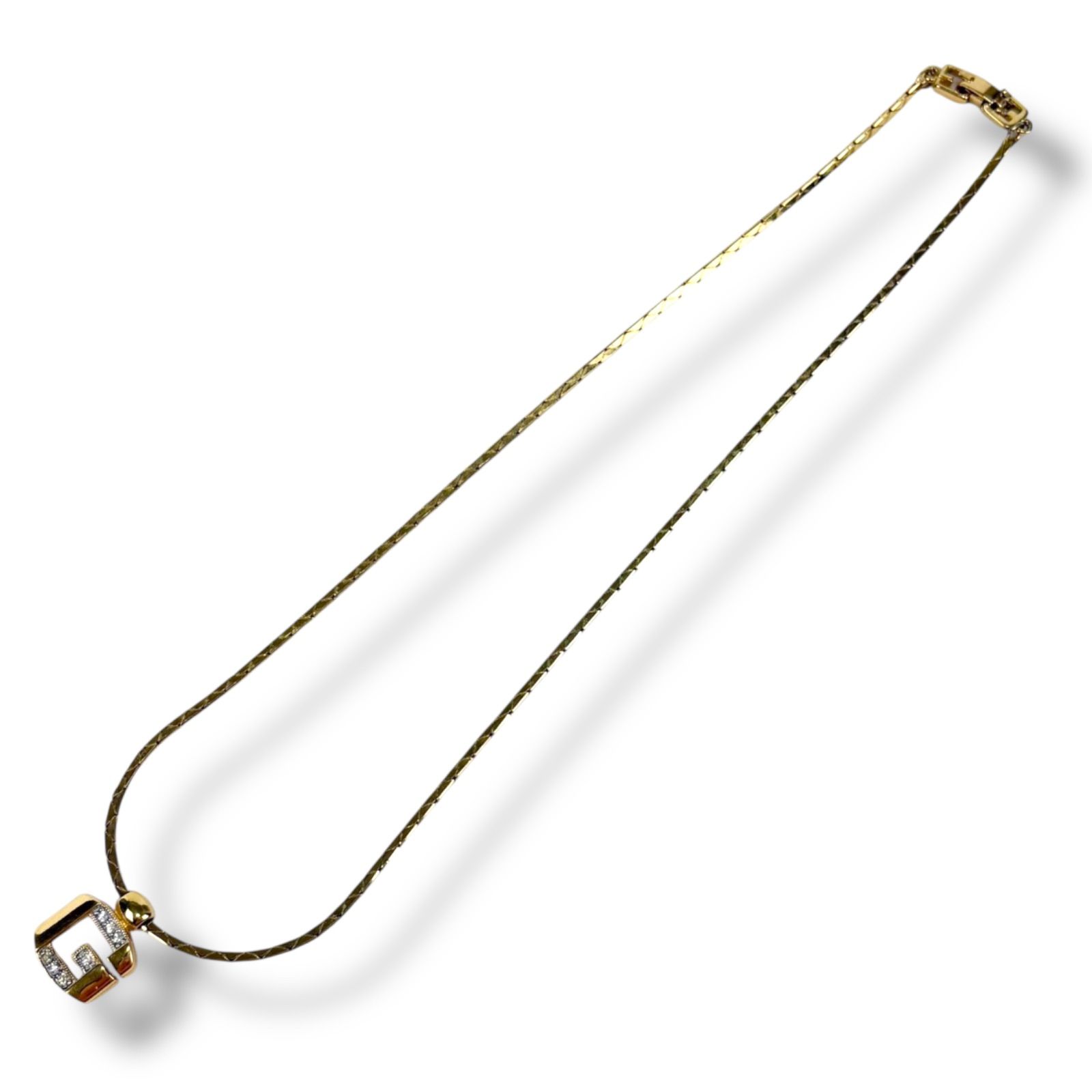 ジバンシー　ゴールドカラーネックレス　ストーン　赤　紫　全長約41.5cm GIVENCHY ジバンシー Gロゴ ラインストーン ゴールドカラー