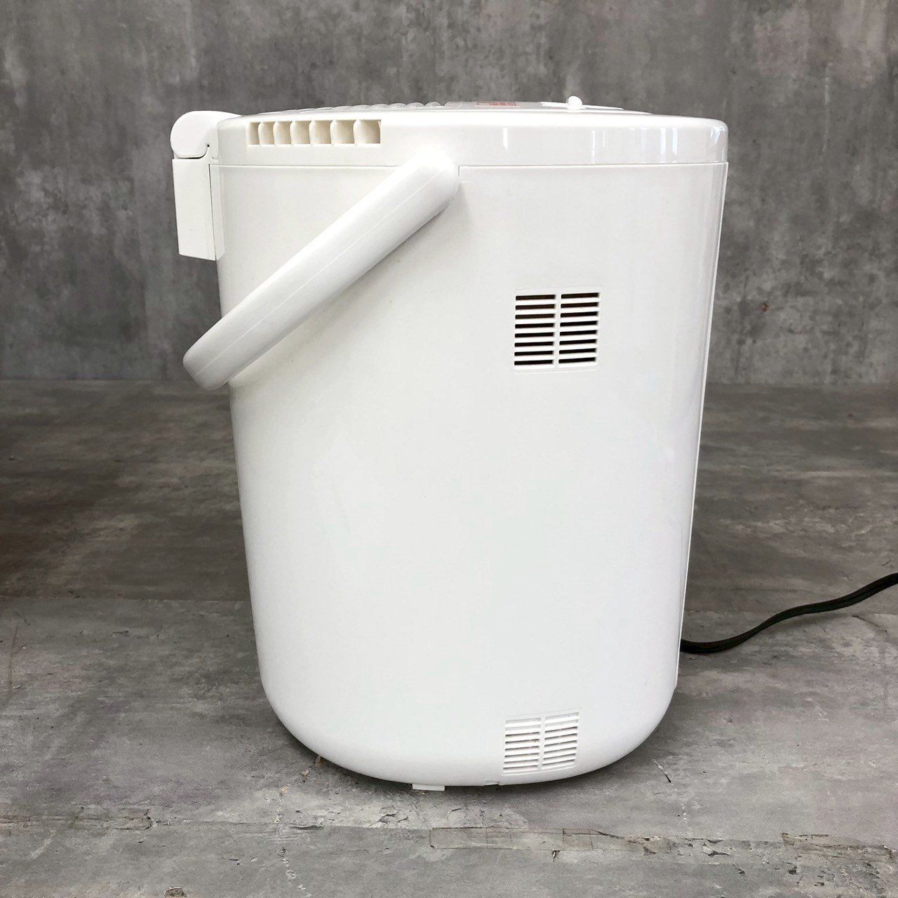 ZOJIRUSHI スチーム式加湿器 2023年製 EE-RS50型 - メルカリ