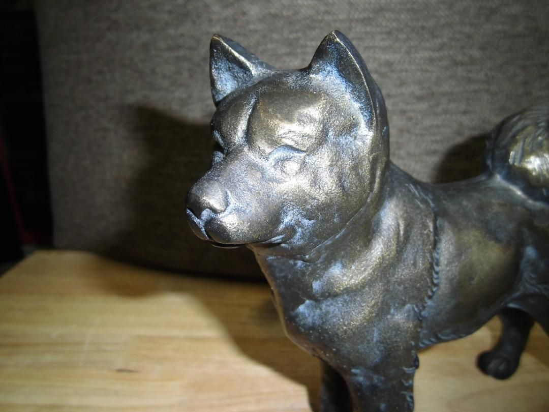 R506 犬 置物 オブジェ 飾り物 金属製 約1.5Kg 美品 - メルカリ