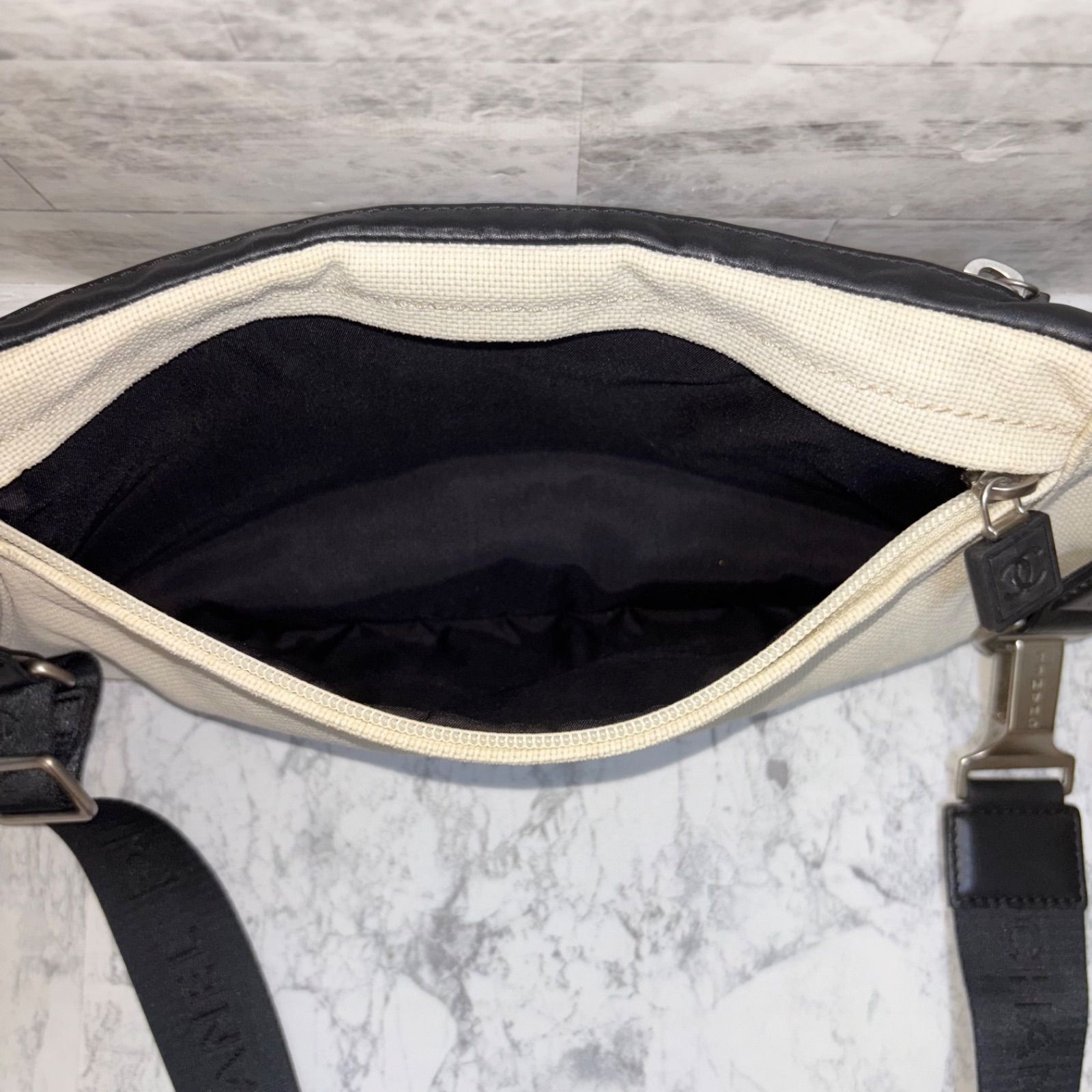 CHANEL シャネル スポーツライン ココマーク ウエストバッグ