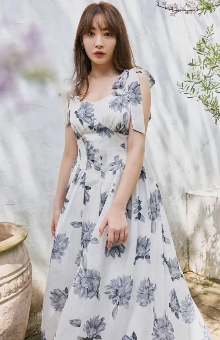 herlipto ひまわりワンピース pearl white XS 新品タグ付き】Herlipto ひまわりワンピース