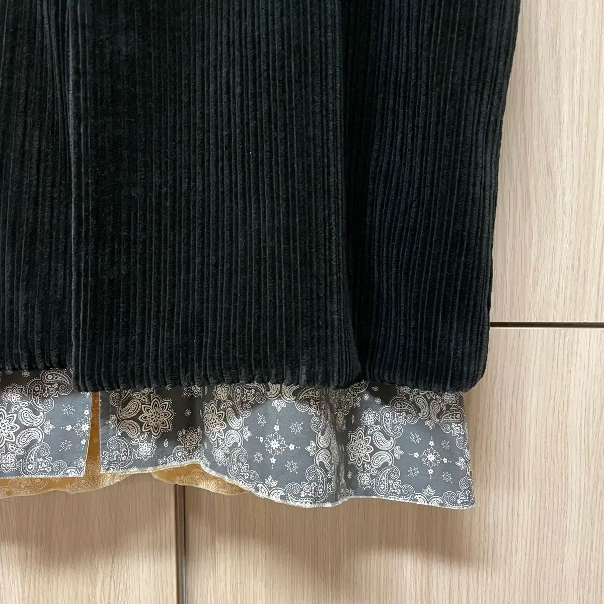 BESLOW ビースロー コーデュロイ ペイズリー コート