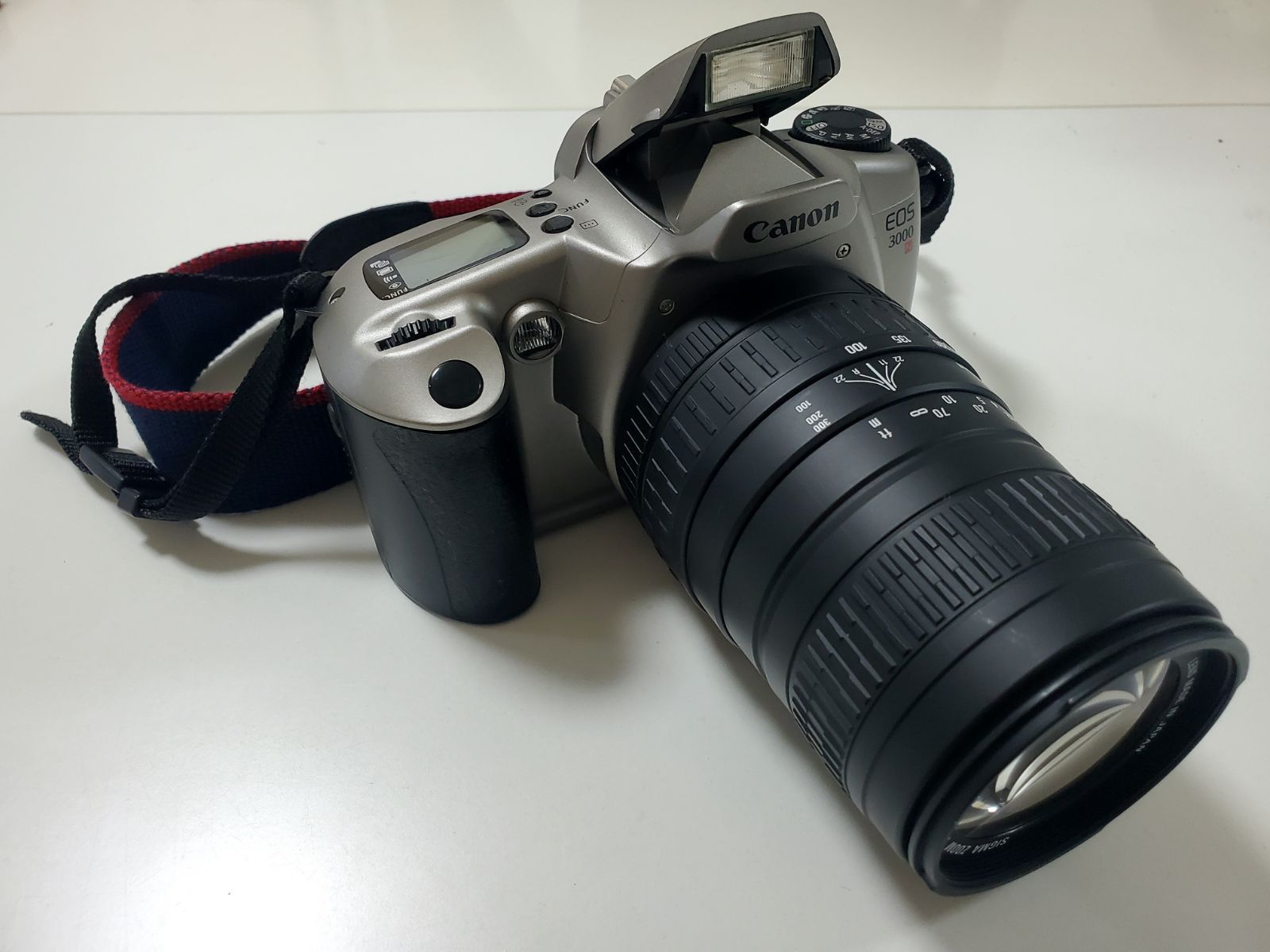 キャノン EOS 3000N フィルムカメラ SIGMAレンズ2点付き - メルカリ