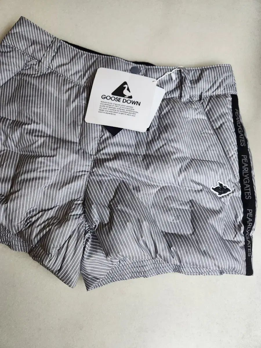フェアリーゲイツ グースダウン ショートパンツ レディース