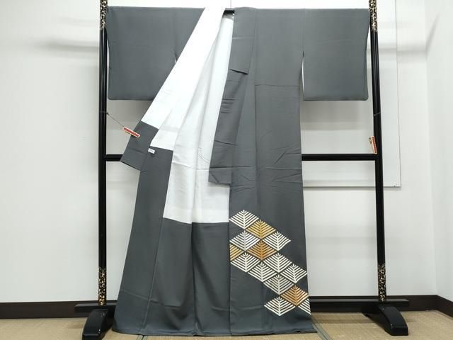 平和屋着物●日本舞踊家 岩井流宗元 岩井友見 色留袖 駒刺繍 菱松文 金彩 反端付き 正絹 CAAY9401th