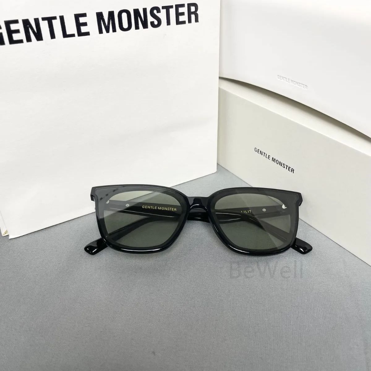 【美品】ジェントルモンスター LILIT サングラス 黒 ブラック 登坂広臣着用 三代目 J Soul Brothers - 登坂広臣着用 Gentle Monster Lilit