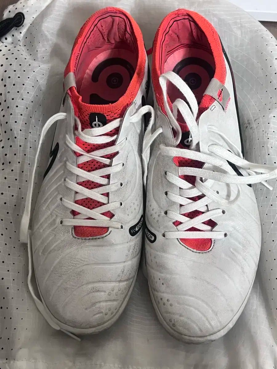 ナイキ ティエンポ レジェンド 10 エリート Ag 270