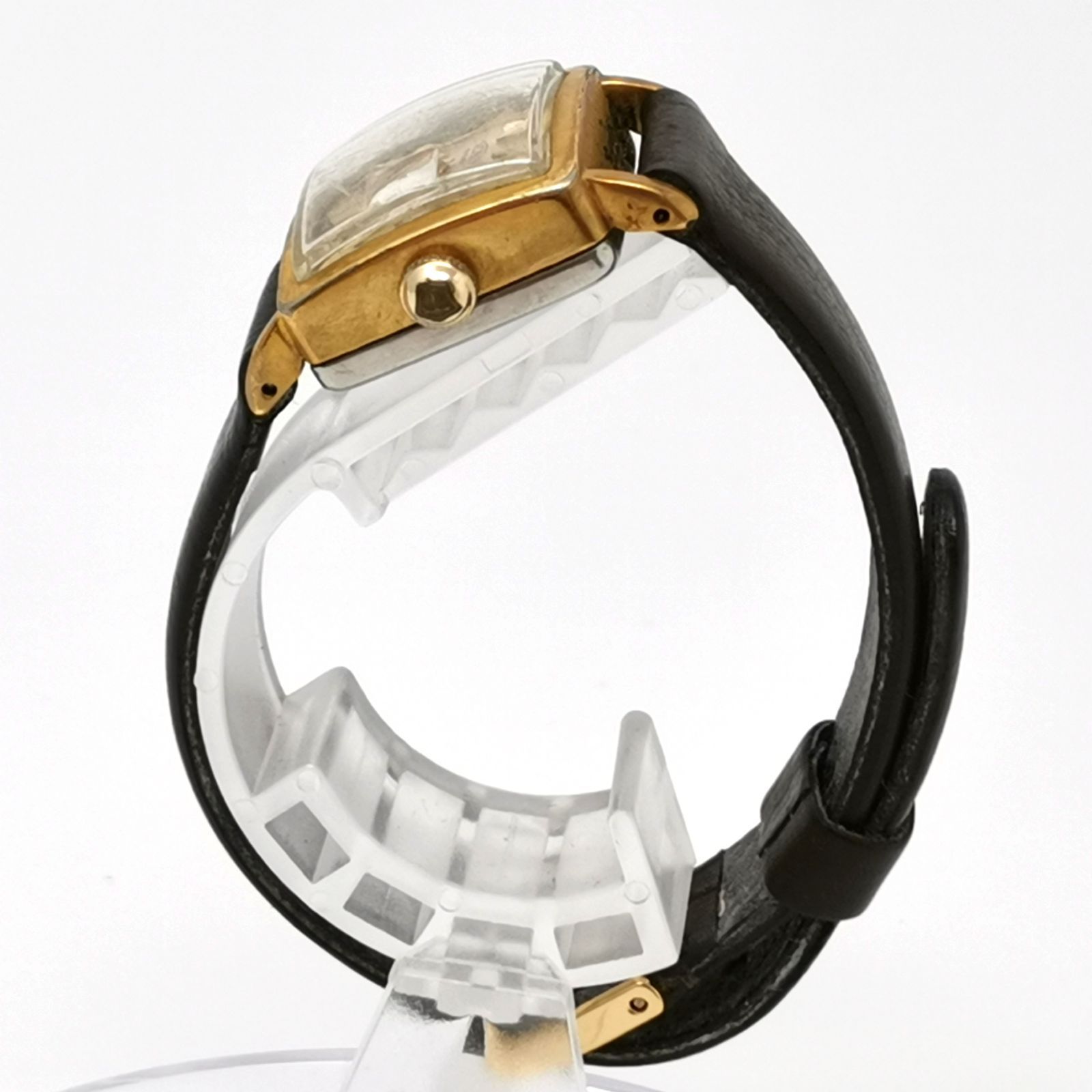 レディース腕時計 文字盤ゴールド