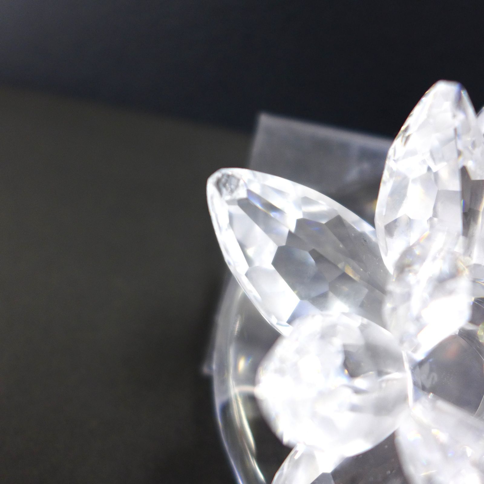 SWAROVSKI スワロフスキー 睡蓮 スイレン オブジェ 置物 公田店