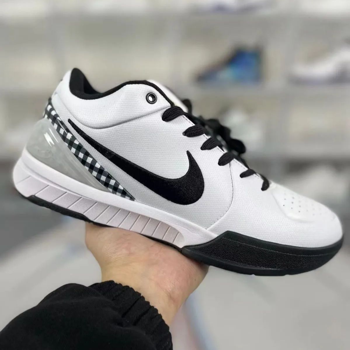 お値下げしました❣️即購入⭕️NIKE KOBE 4 PROTRO 