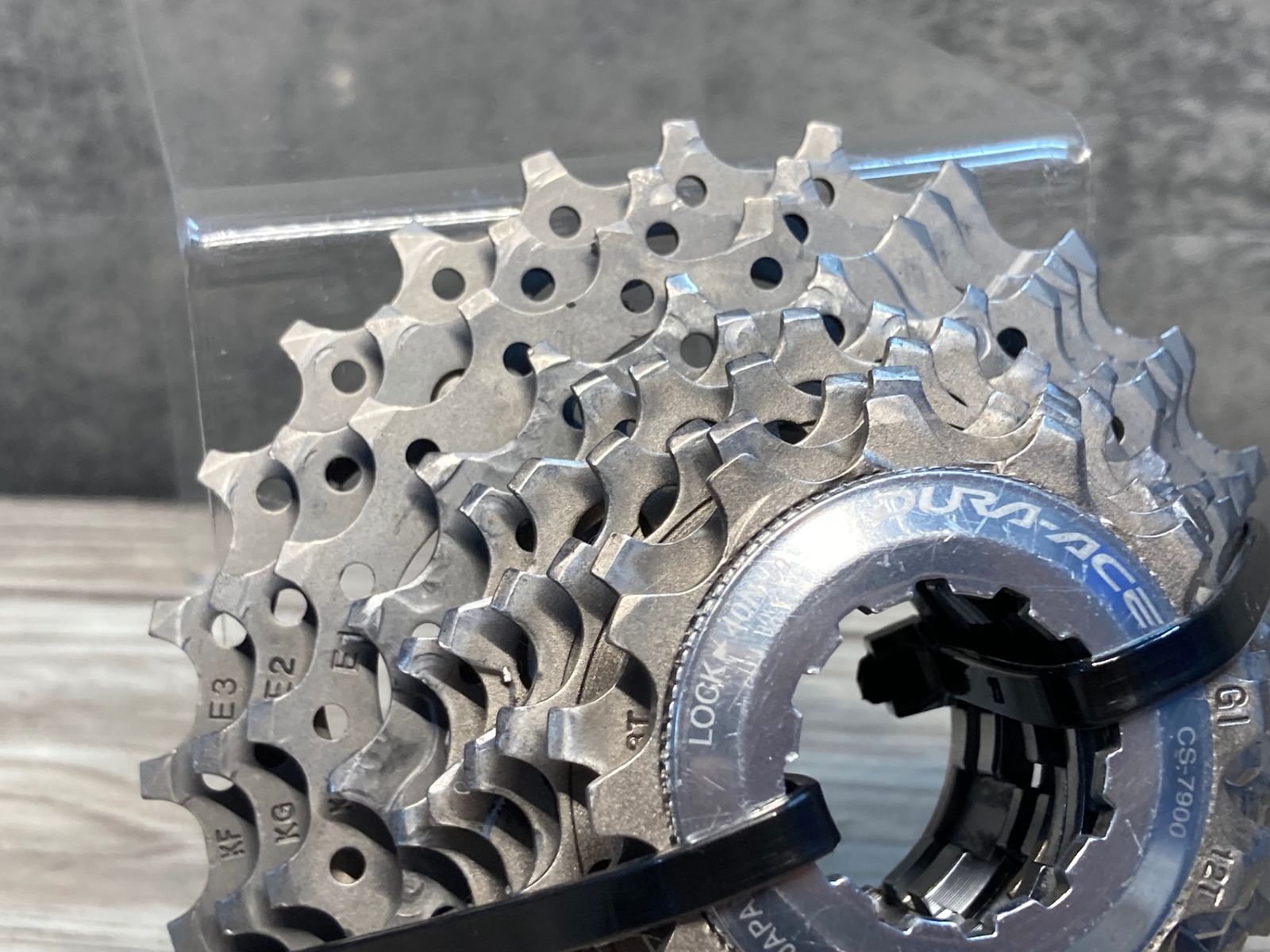 IV189 シマノ SHIMANO デュラエース DURA-ACE CS-7900