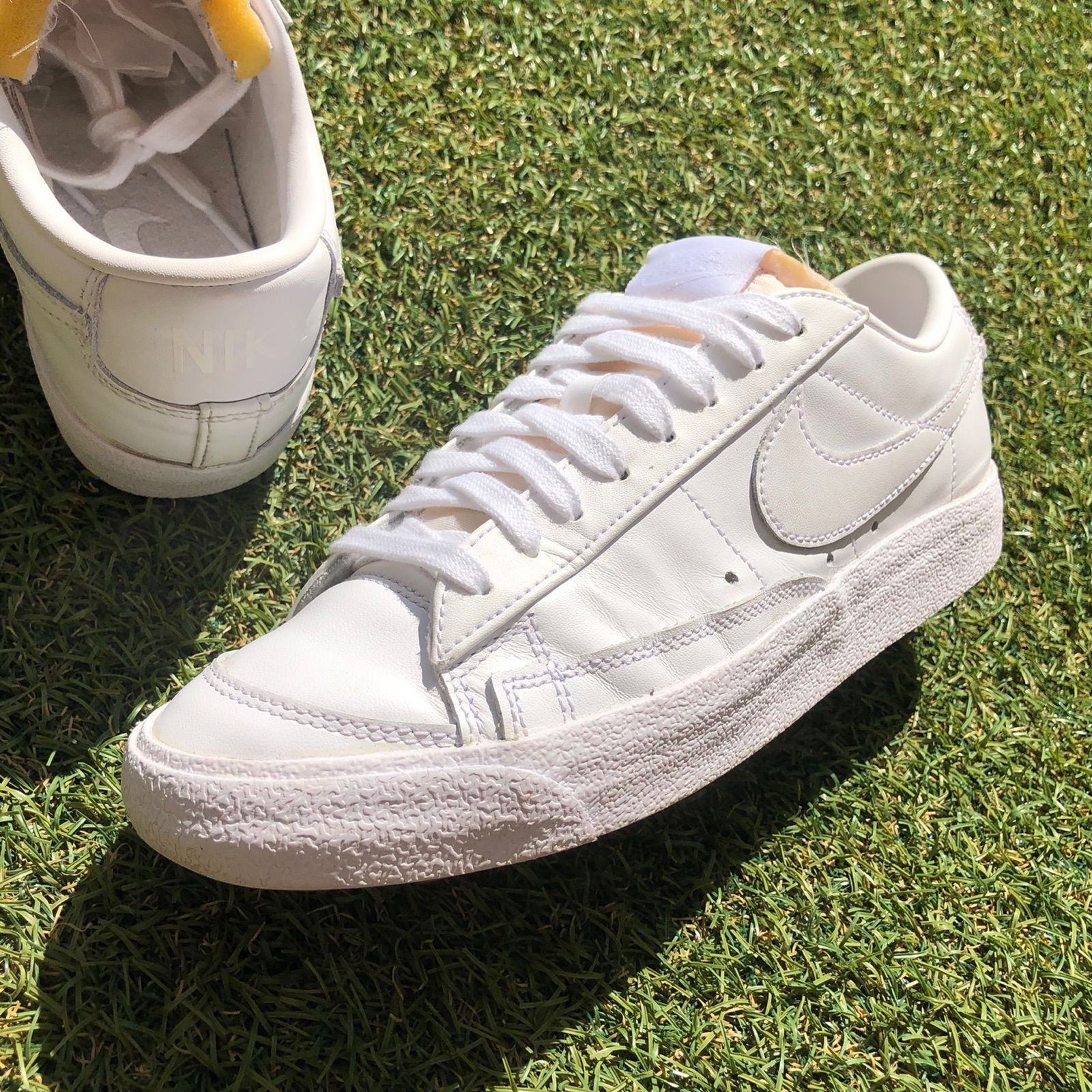 美品23.5 NIKE BLAZER LOW '77ナイキ ブレザー HT485 - メルカリ 美品23.5 NIKE BLAZER LOW '77ナイキ ブレザー HT485 - メルカリ