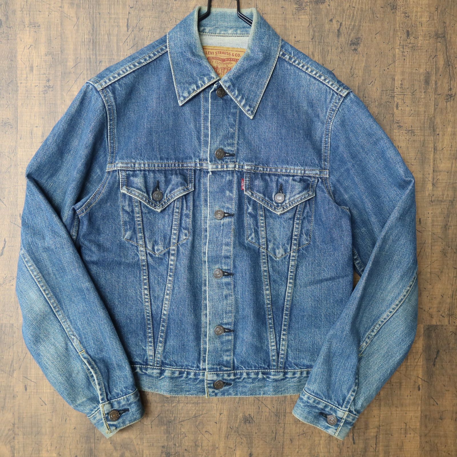 【美品】90s LEVI'S 71557 BIG E デニムジャケット 日本製 90s Levi's Japan Big E Denim Jacket Lot 71557 Mens Size 38