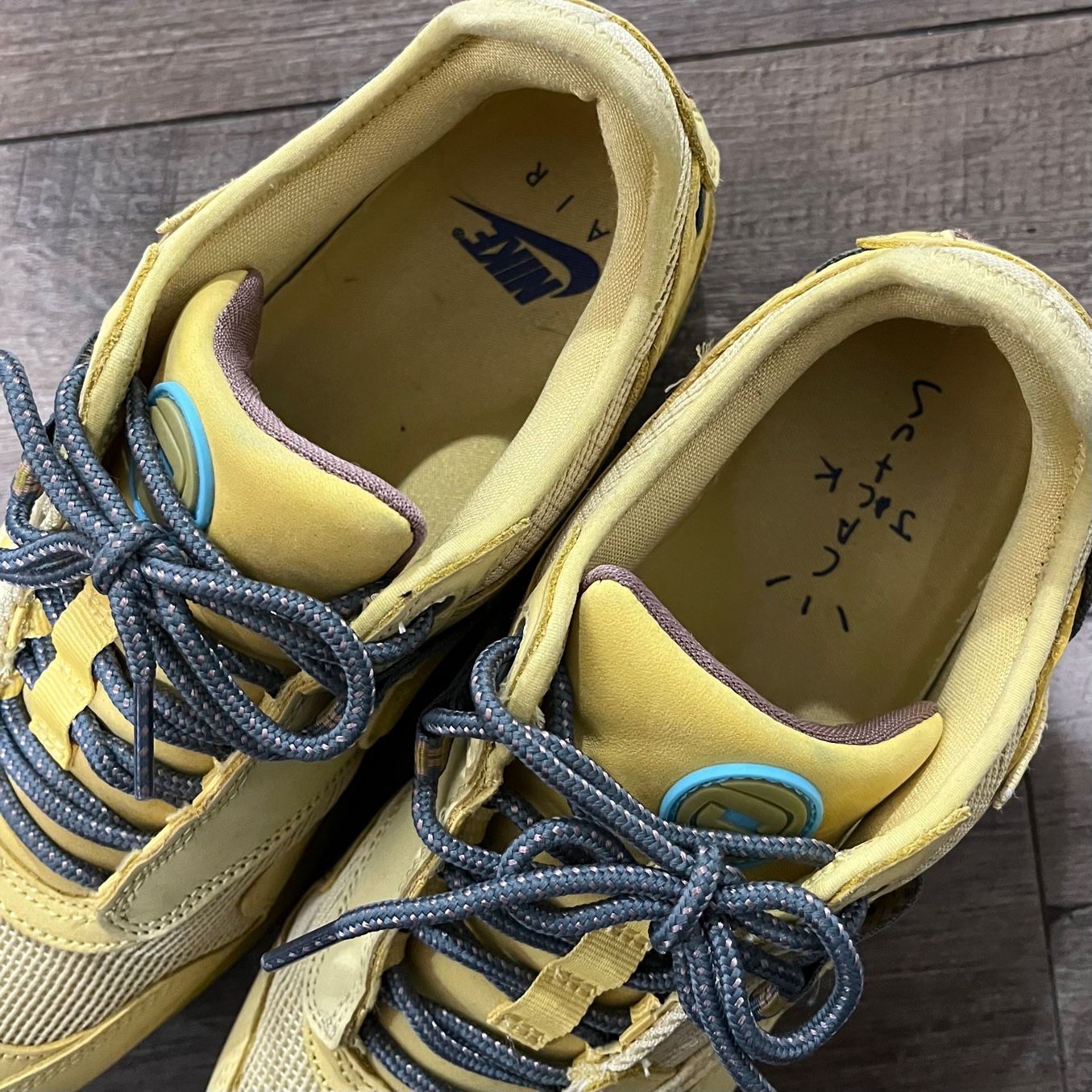 国内正規 Travis Scott Nike Air Max 1 CACT.US Gold サターンゴールド 