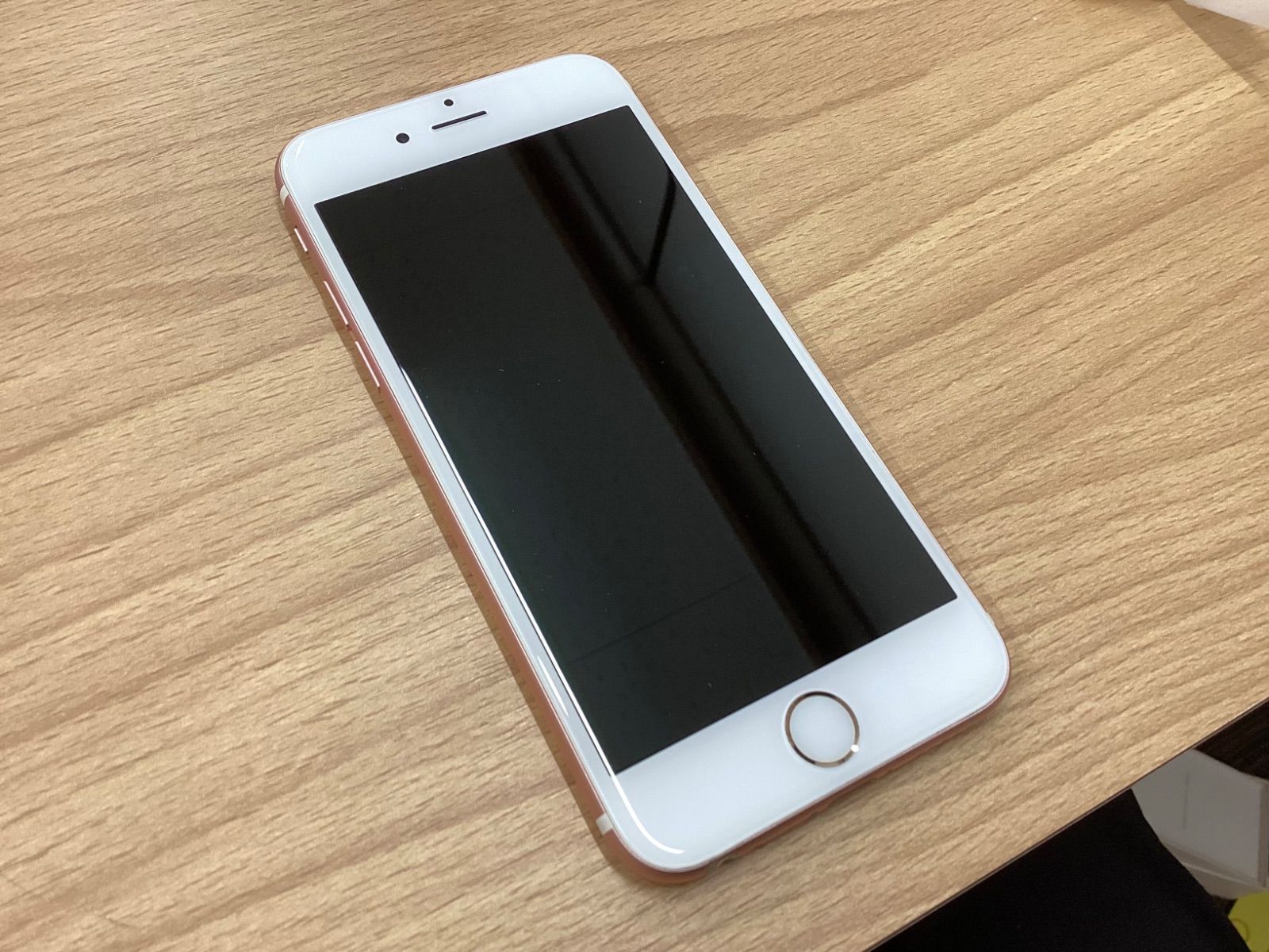 O323 Apple iPhone 6s 本体 64GB SIMロック解除済み・初期化済み