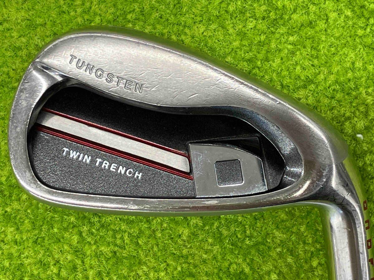 ★OnOFF出品★ アイアンセット ダイワ(グローブライド) ONOFF 赤(AKA) アイアン 2018