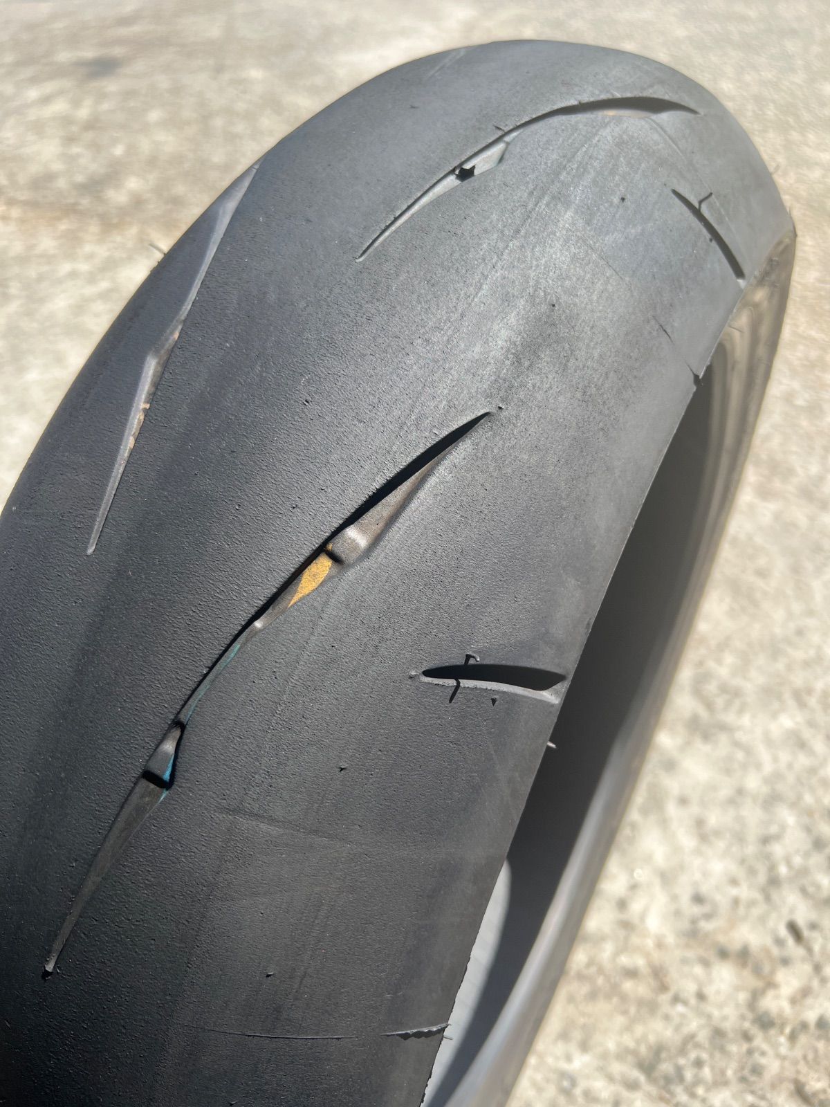 120/70ZR17 200/55ZR17 ブリヂストンRS11前後セット bt-s23_1.jpg