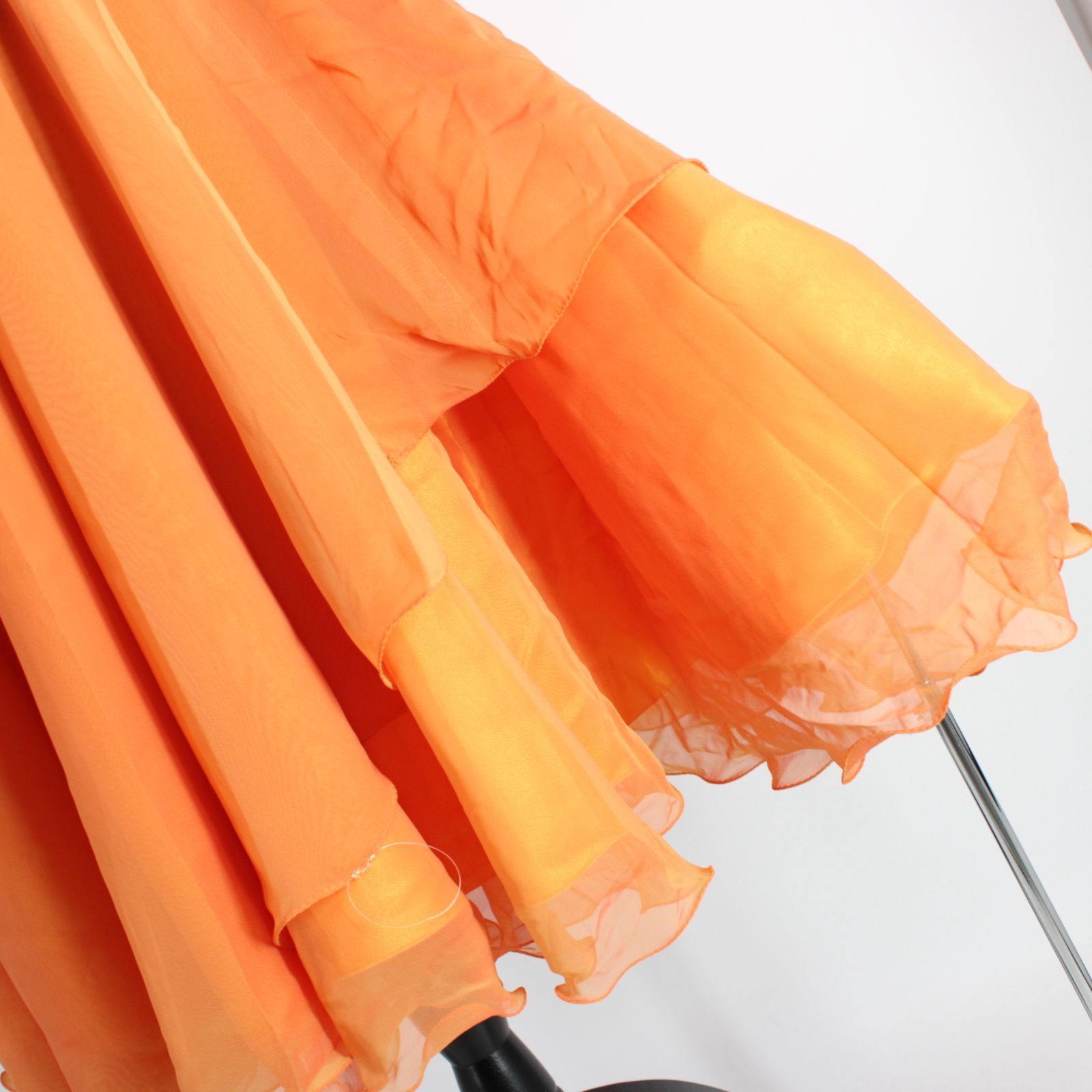 社交ダンス　上下セット　アンサンブル レッスン　オレンジ　蛍光色　フルボリューム 楽天市場】オレンジ キッズダンス衣装 セットアップ パンツ へそ出し k