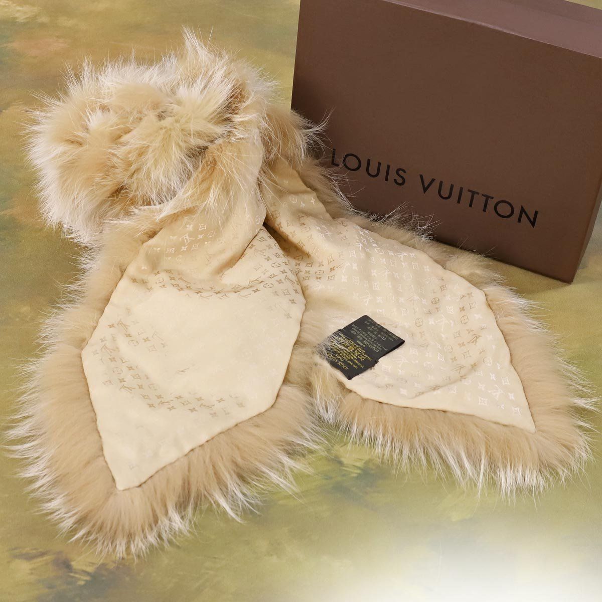 本物 新品 ルイヴィトン 極希少 アークティックマーブルフォックス毛皮