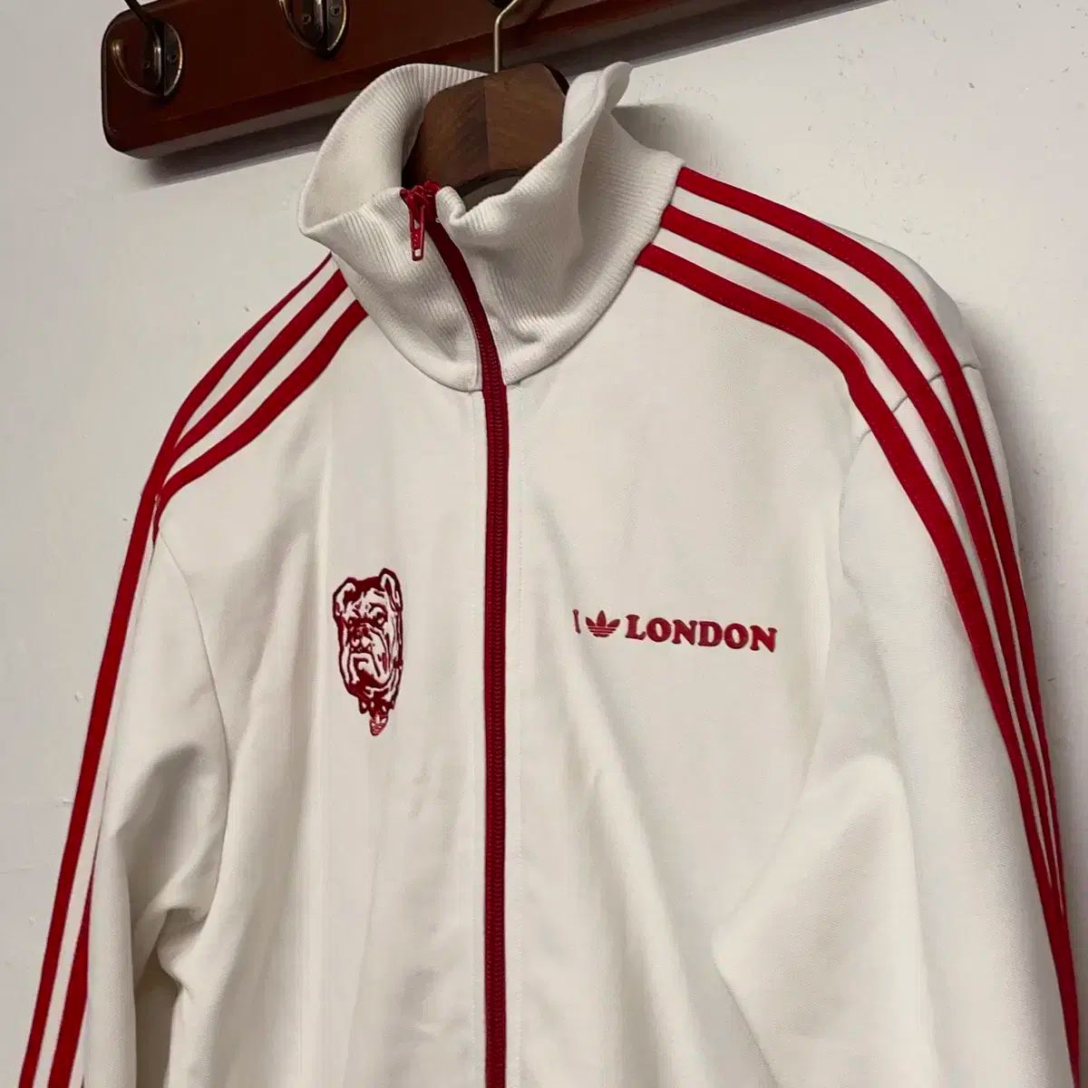 adidas アディダス 古い イギリス ロンドン 白 ジャージ ジャケット