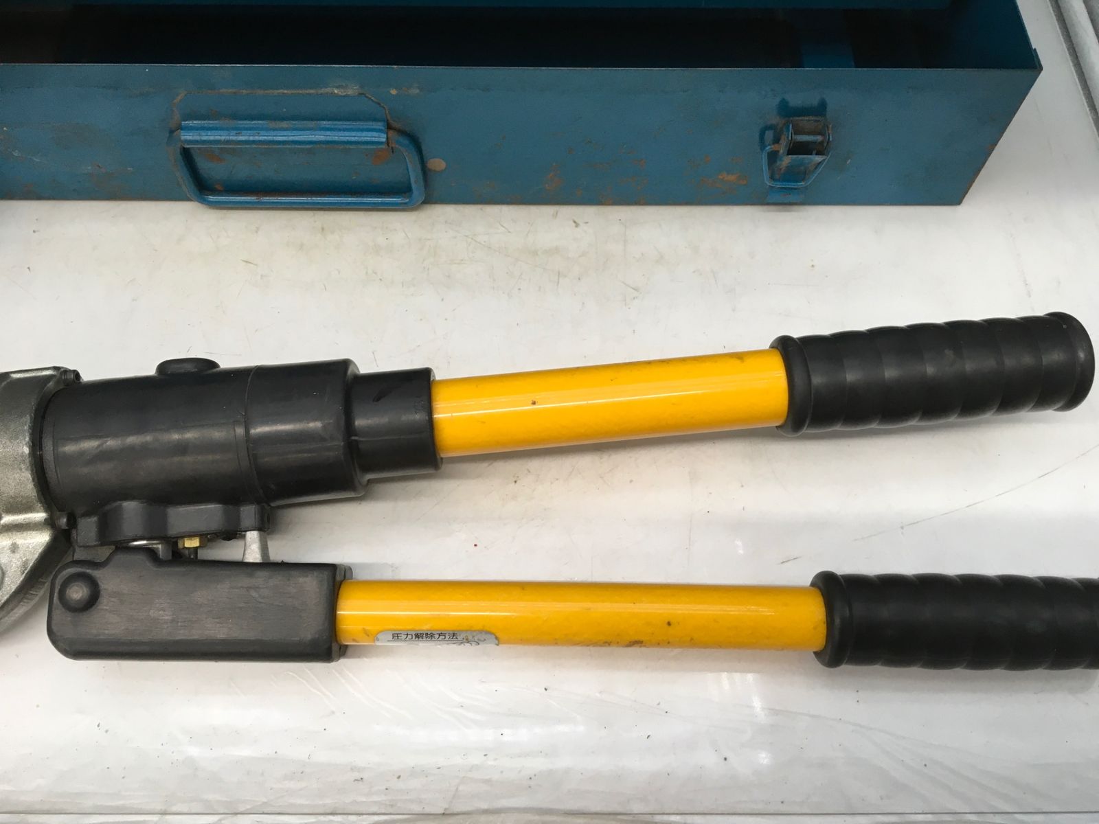 泉精器製作所　手動油圧工具 9H-60 手動油圧式工具・油圧ヘッド分離式工具 泉精器製作所 全長