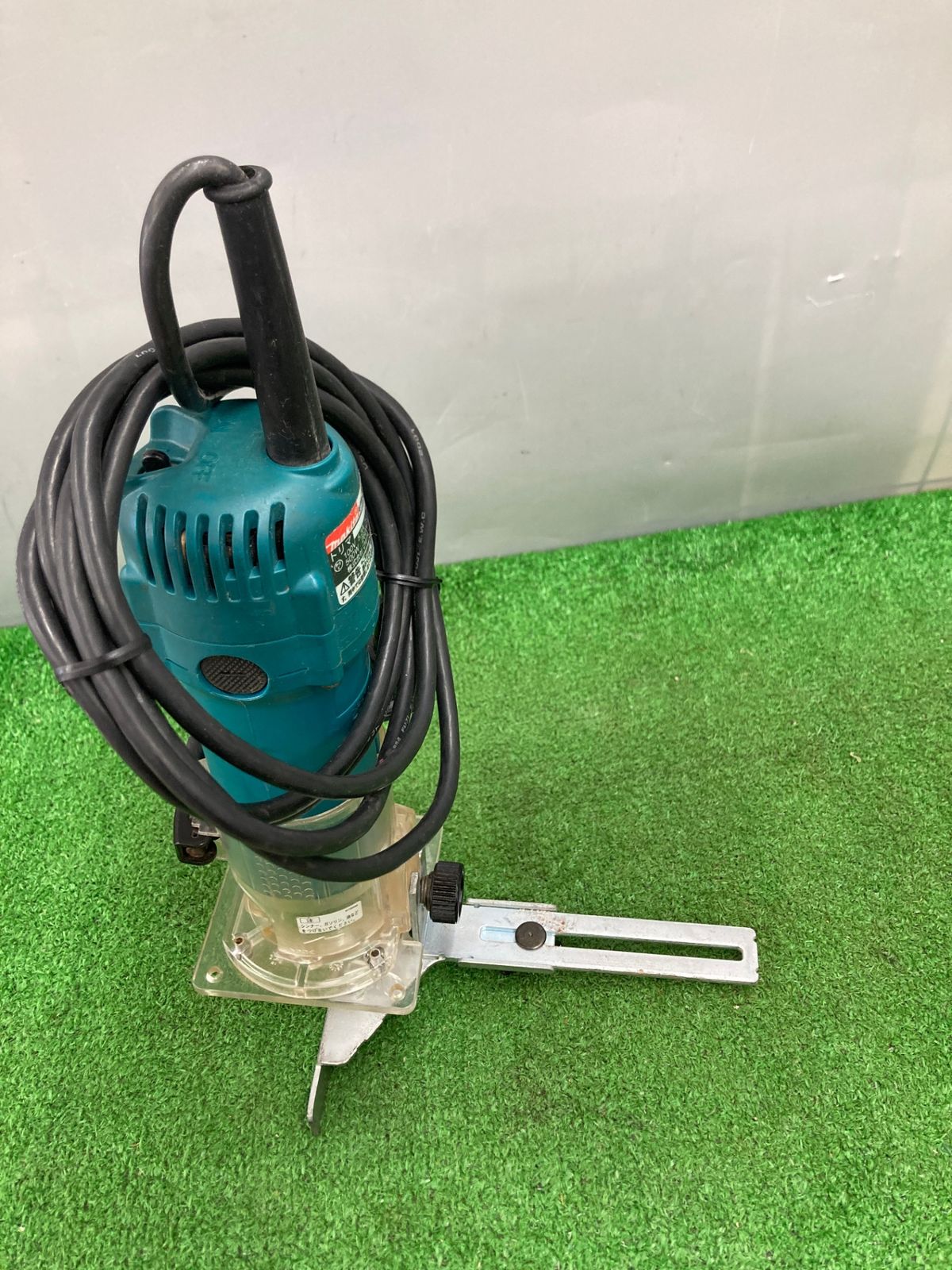 中古品】【0922】☆マキタ(makita) 電子トリマ 6mm 3707FC IT18M8JPCNUG - メルカリ