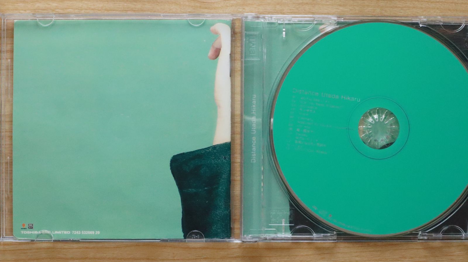 中古CD☆宇多田ヒカル/Hikaru Utada□ Distance （台湾盤