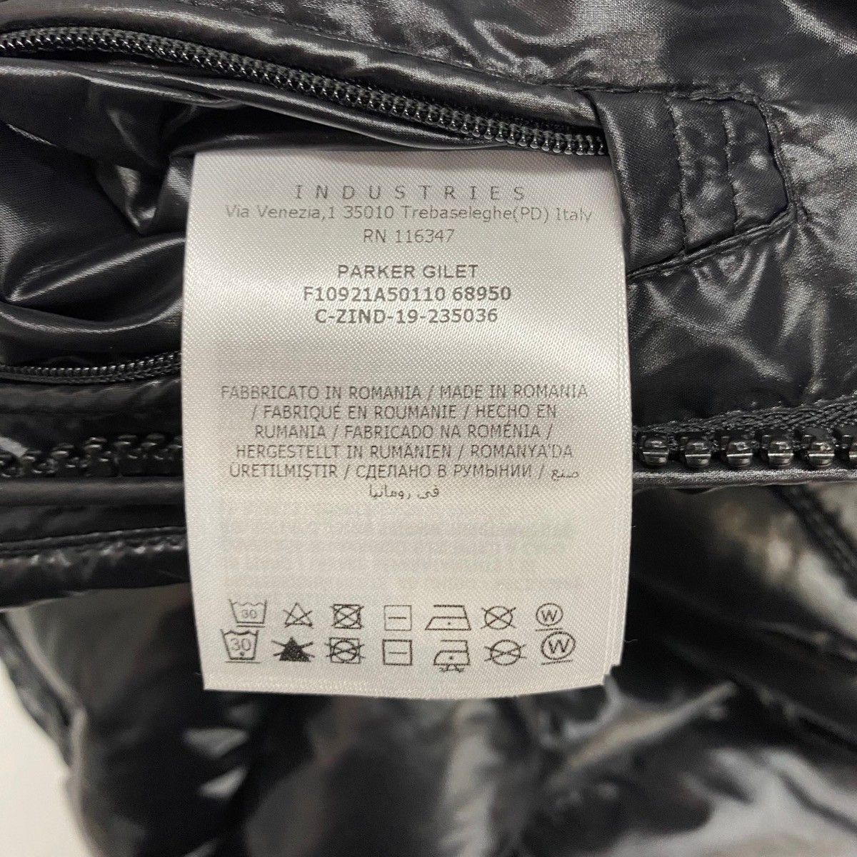 モンクレール MONCLER アウェイク Awake コラボ ダウンベスト