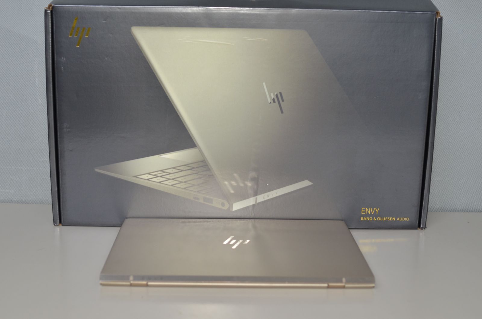 中古軽量ノートパソコン Windows11+office 爆速SSD512GB HP ENVY 13