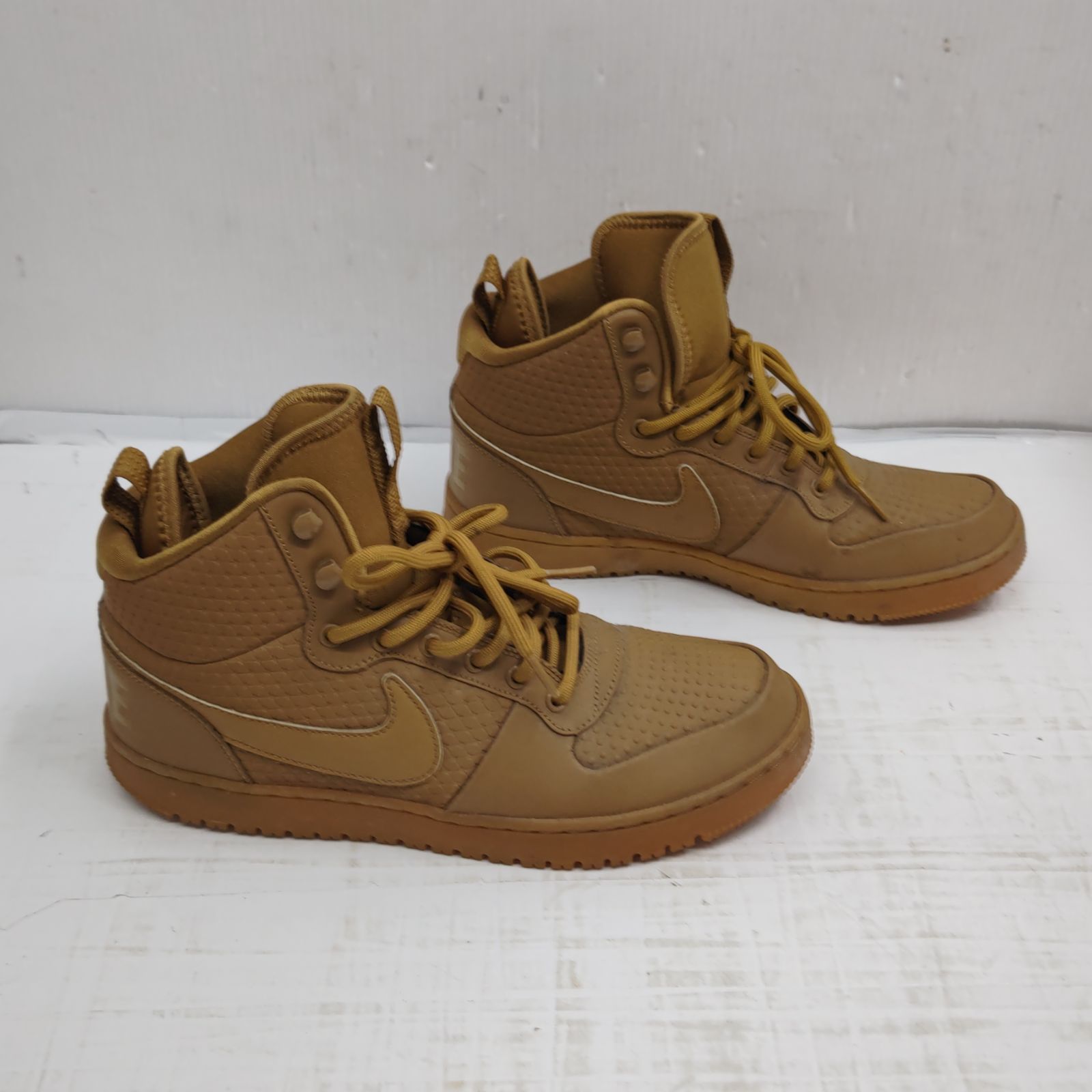 h62976ナイキ NIKE COURT BOROUGH MID WINTER コート バーロウ