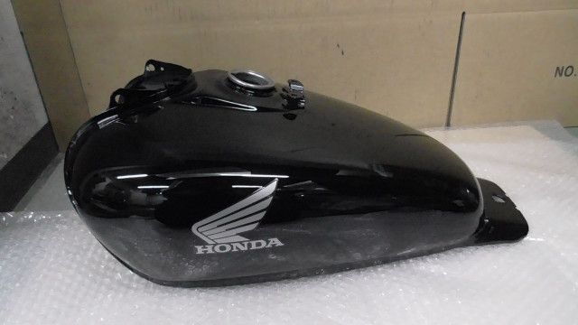 マグナ50　AC13-1013xxx　の　タンク　:#1741230611