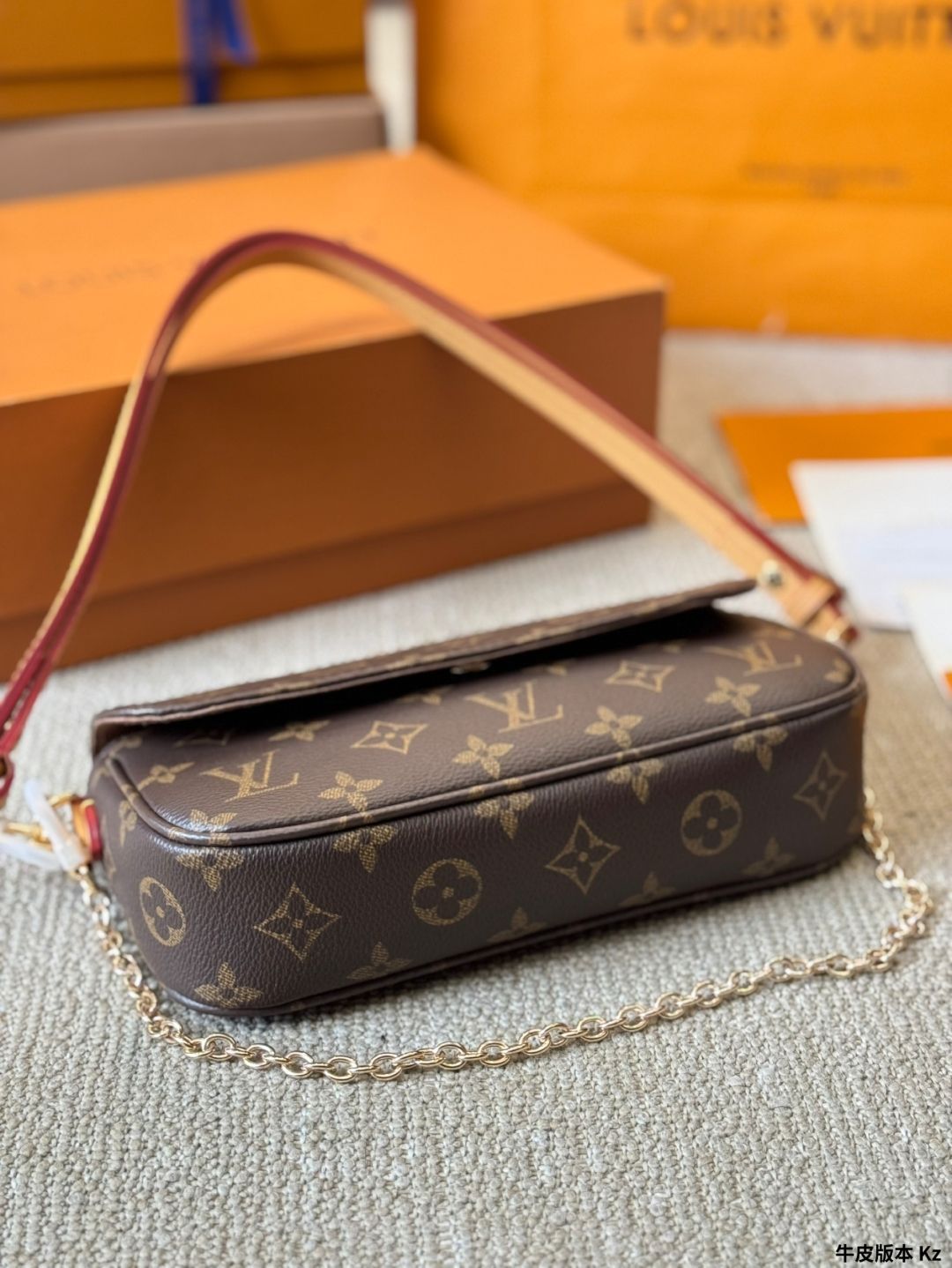 今日特価】LV（ルイ・ヴィトン）WALLET ON CHAIN IVY アーム