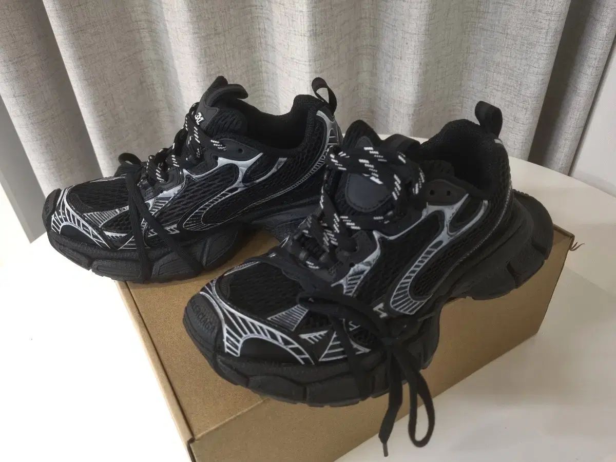 1時間 バレンシアガ 3XL スニーカー ブラック