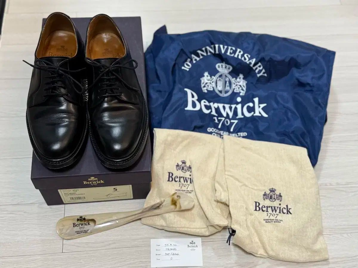 Berwick バーウィック 5341 ブラック ダービーシューズ 5サイズ 240