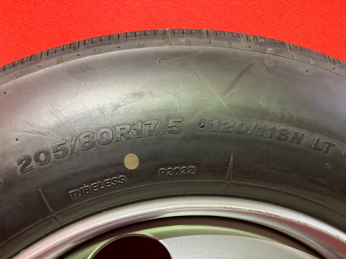 新車外し バリ溝 イボ付きトラックタイヤホイールセット 【205/80R17.5