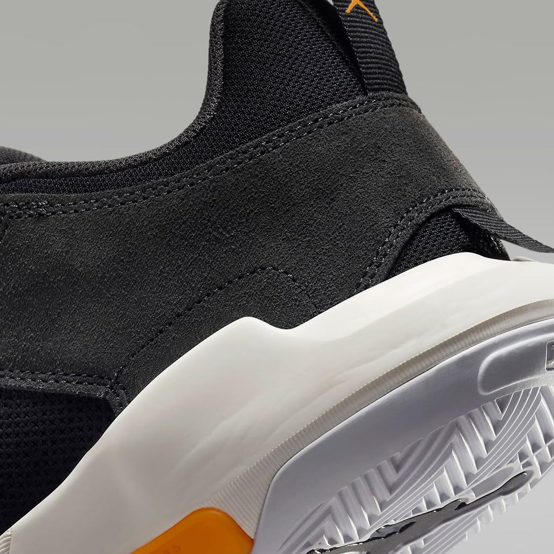 ブラック アンスラサイト