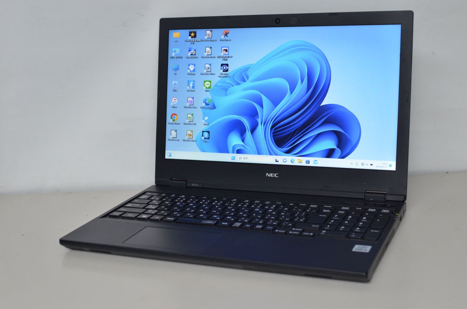 中古ノートパソコン NEC VKT16X-9 Windows11+office 爆速SSD256GB+