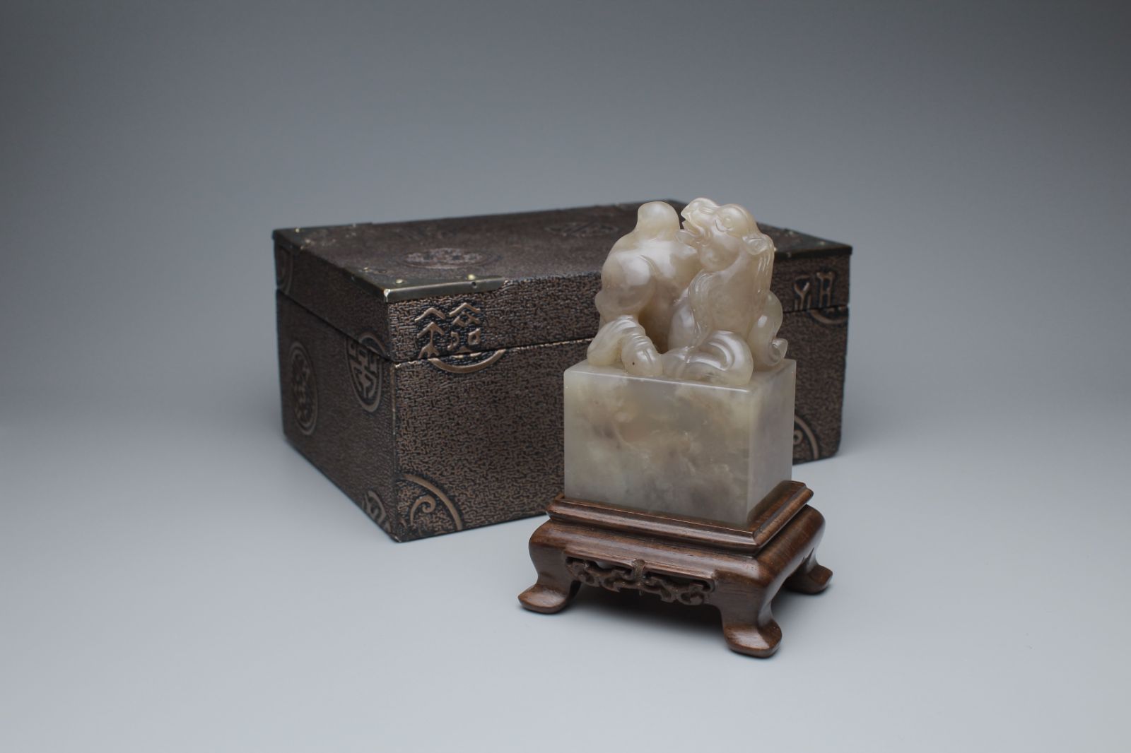 中国古美術 名家西鳳銘 寿山紅田黄石彫 大型置物 極細工 古擺件 骨董品