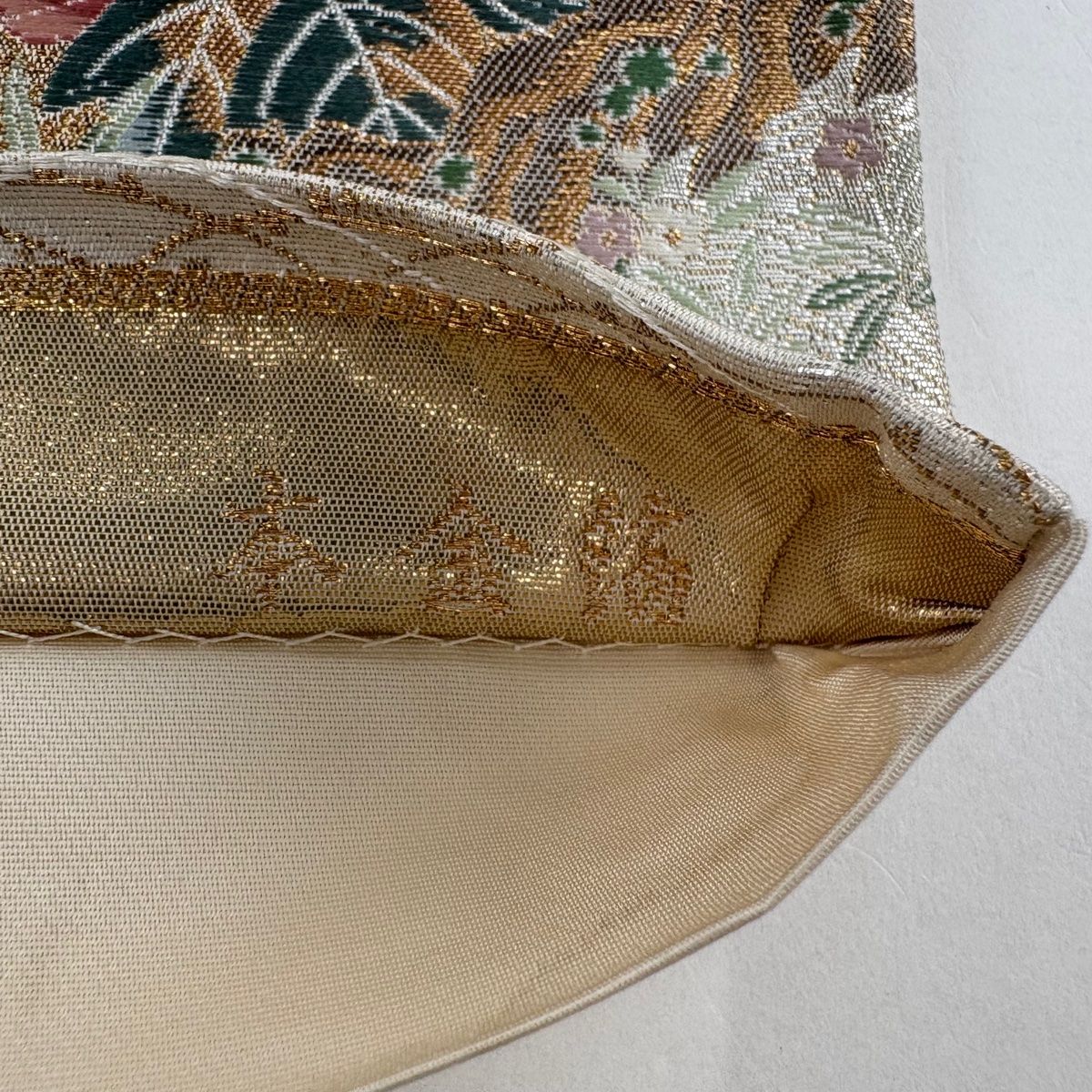 新品，未仕立て品□最高級，正絹本金箔，格天井花鳥丸紋織り，品