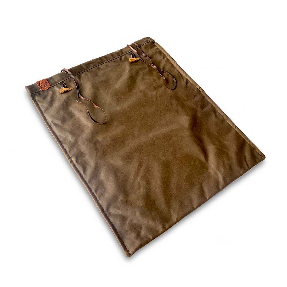 ブッシュクラフトスペイン オイルスキンナップサック ブラウン グリーン Bushcraft Spain