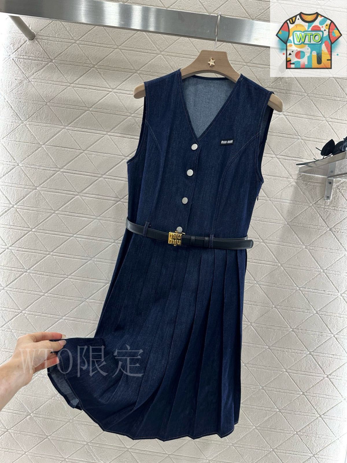 Miu Miu ノースリーブ デニムドレス 今日特価】Miumiuミュウミュウ ノースリーブベルト付きデニム