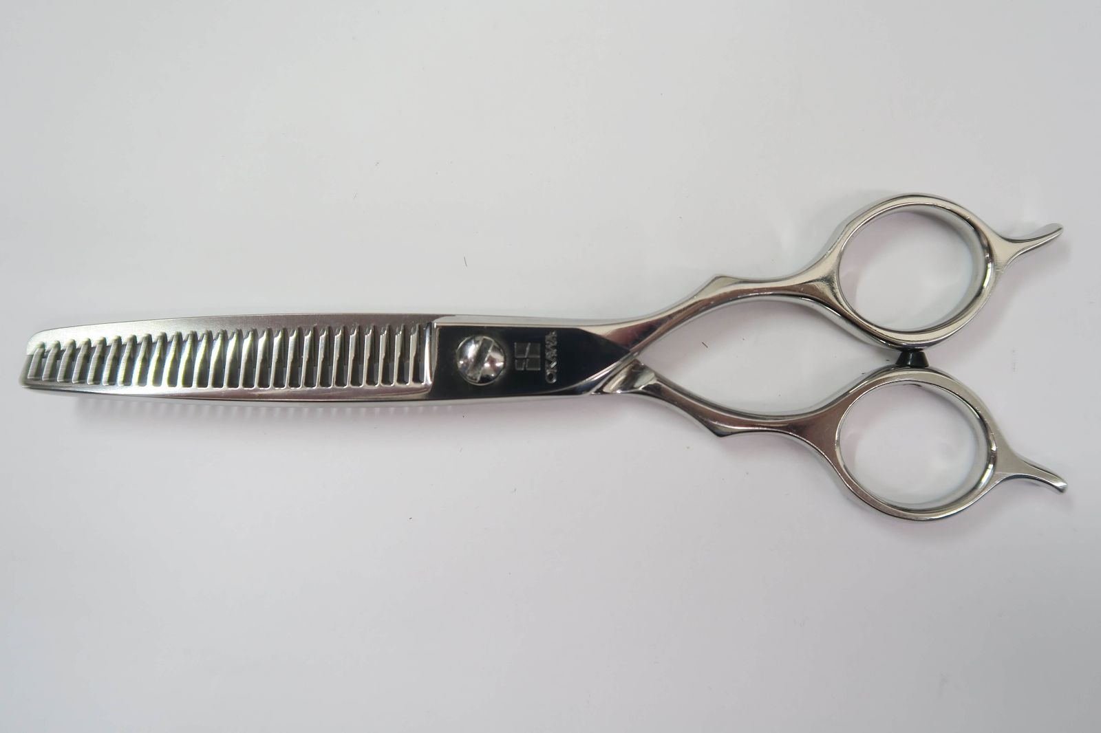 Bランク【OKAWA PRO SCISSORS オオカワプロシザーズ】 HC262 セニング 美容師・理容師 6.0インチ 右利き  【中古】:H-8555 - メルカリ