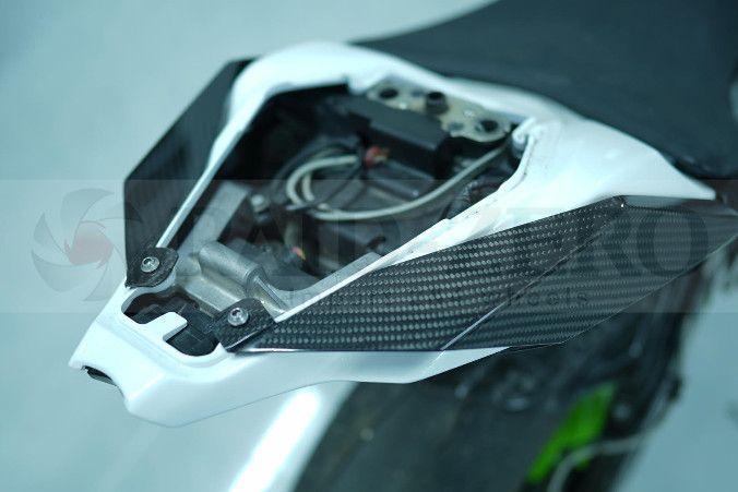 ZX10R 16-20 テール ウイングレット 受注製造