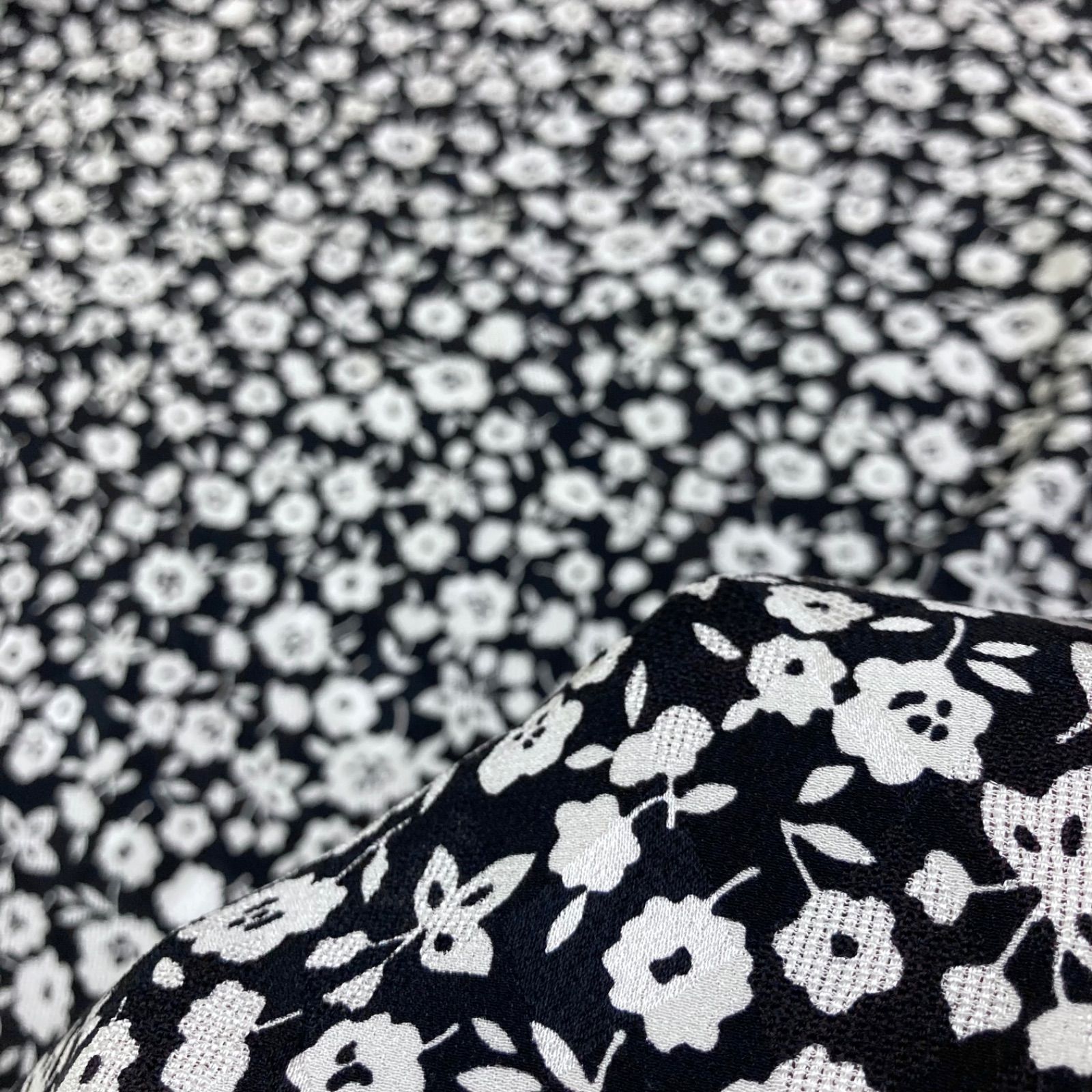 【#1191】花柄高級シルクプリント生地 約150 | シルク サテン 生地 花柄の反物プリントサテン生地 幅150cmで