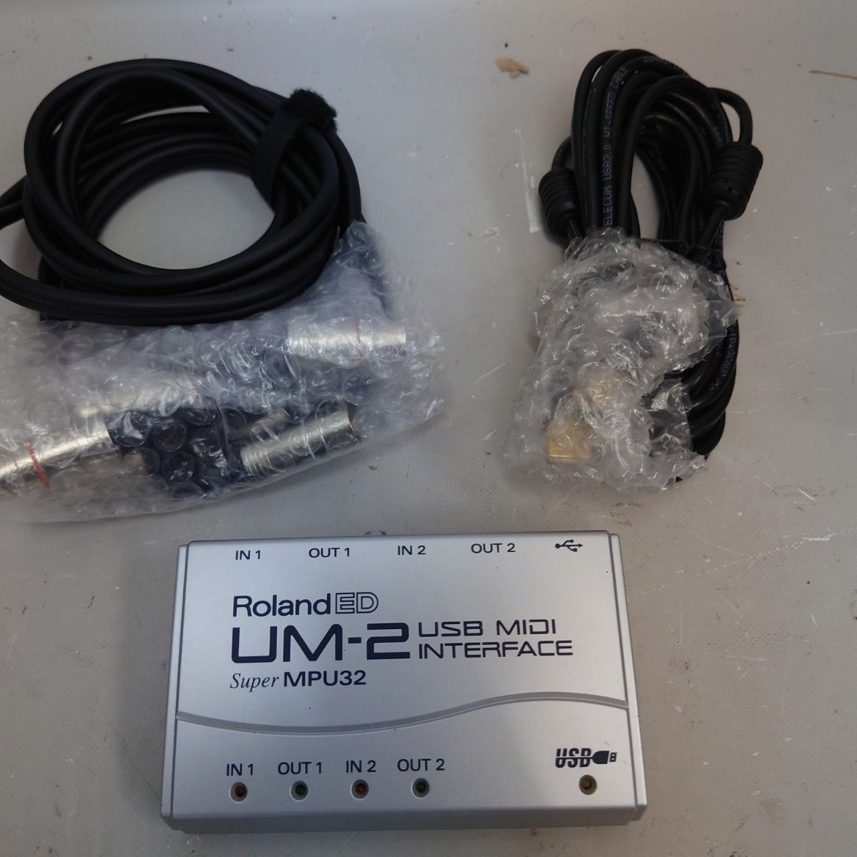 動作品】Roland UM-2 USB MIDI インターフェース ケーブル付 送料無料