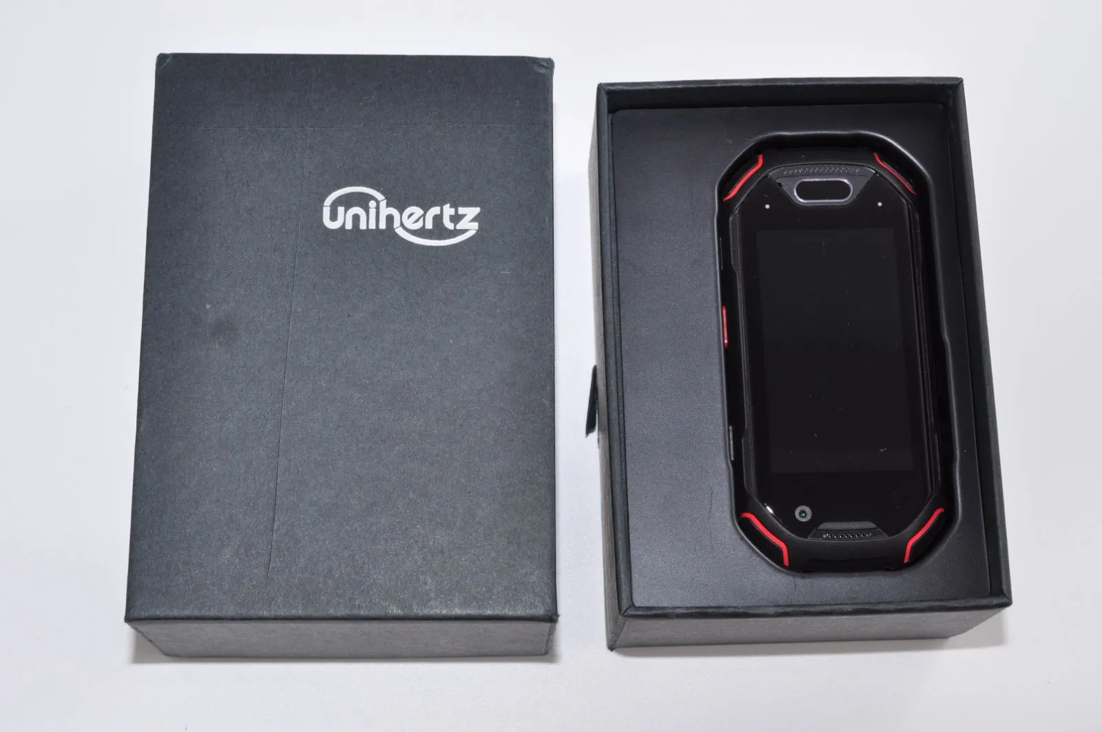 防水・防塵】Unihertz Atom ブラック「ATOM-01」Octa Core 2.45型・メモリ/ストレージ： 4GB/64GB  nanoSIM x2 DSDV対応 ドコモ/au/ソフトバンク/YmobileSIM対応 SIMフリースマートフォン unihertz｜ユニハーツ  通販 | ビックカメラ.com Unihertz Atom ATOM-01[64GB] SIM ...