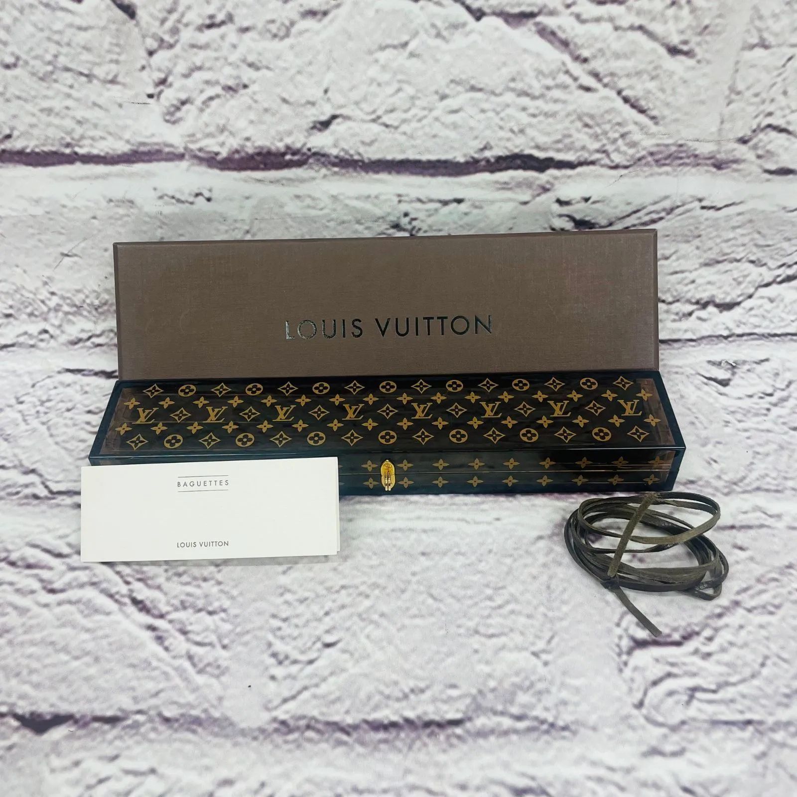 ルイヴィトン お箸&箸置きセット Louis Vuitton ルイヴィトン お箸&箸置きセット 25周年記念