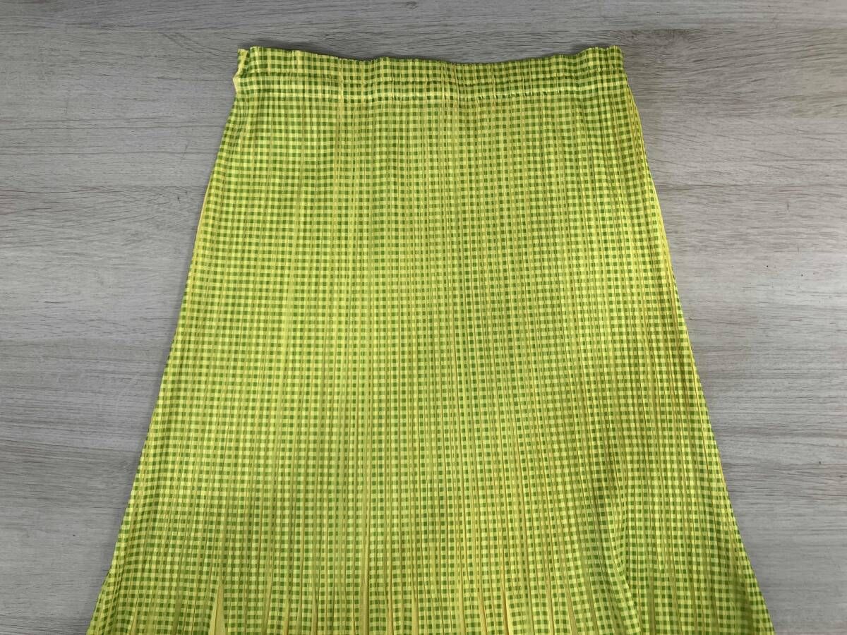 プリーツプリーズ