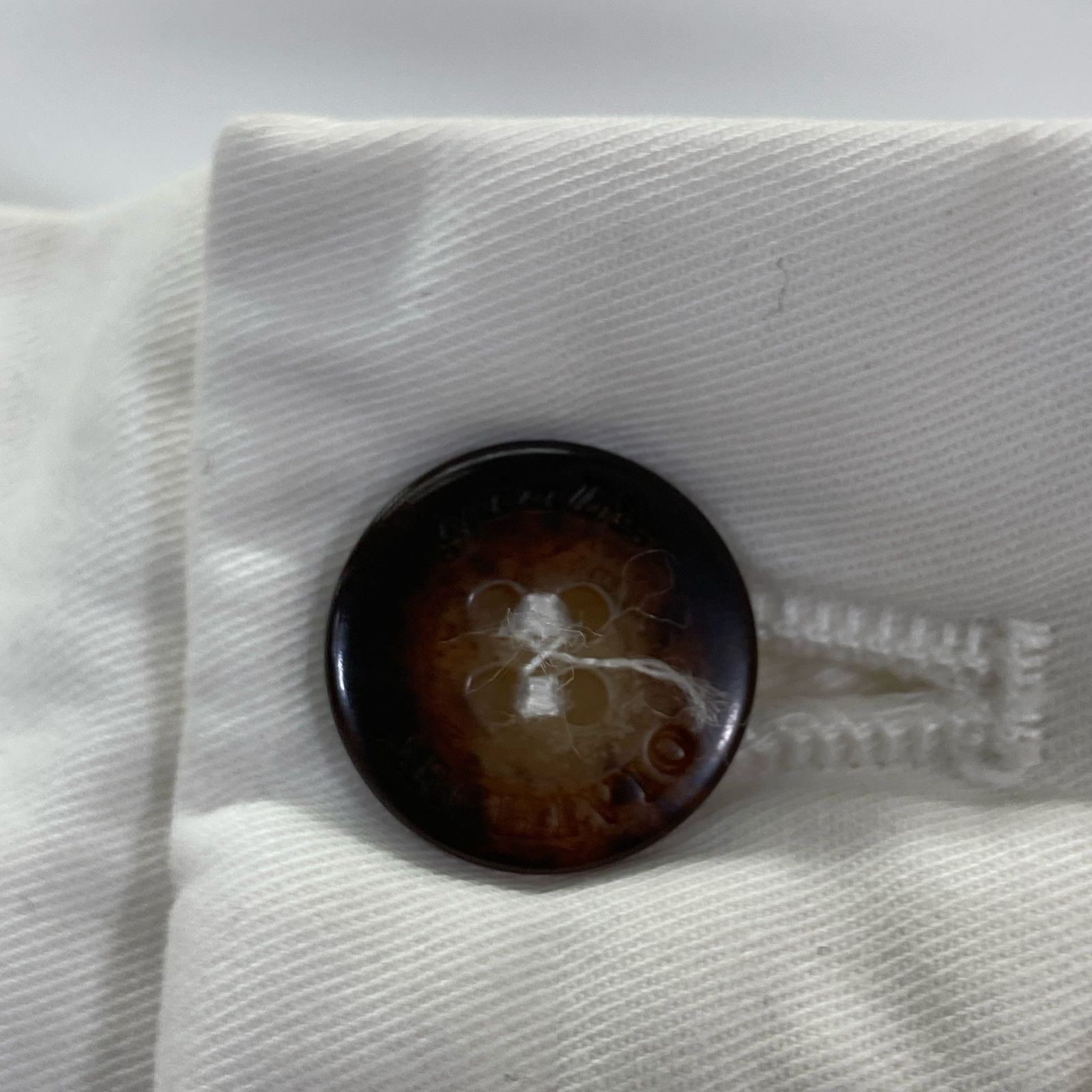 ジャブスアルキヴィオ ホワイト