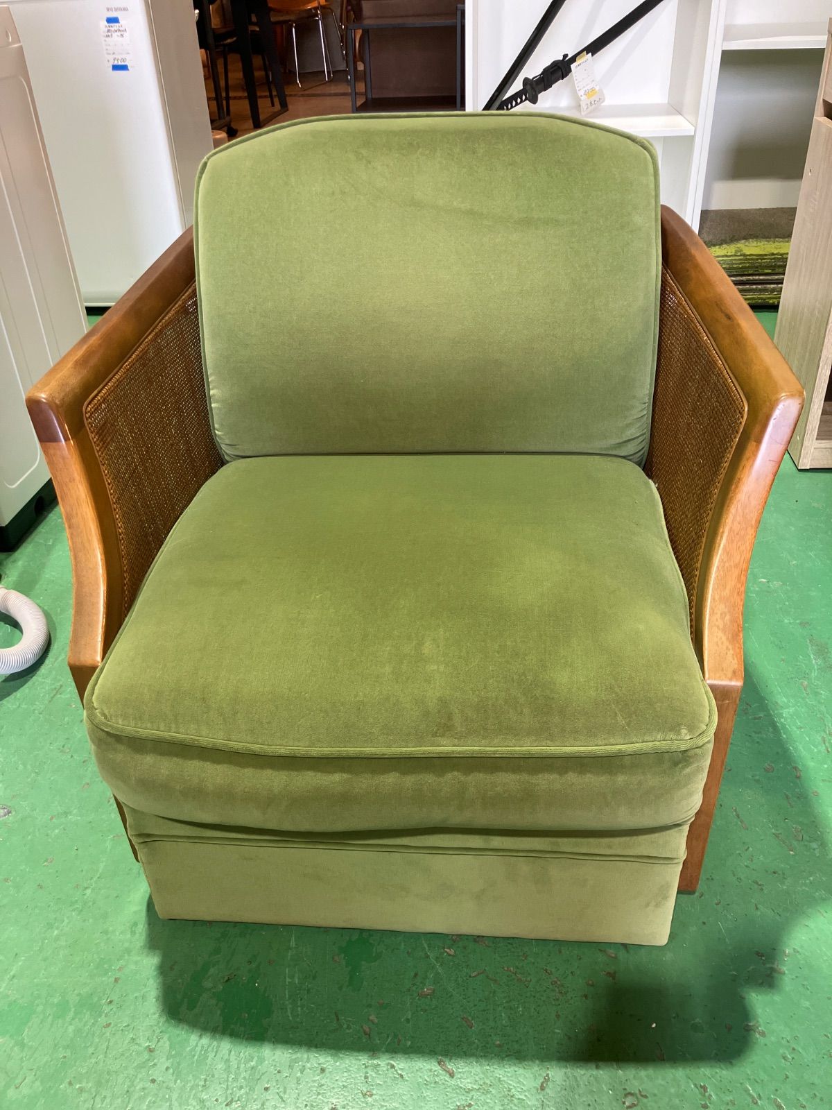 ①【マルニ木工】シングルソファ ブランド家具 藤張り 肘付き ラタン 